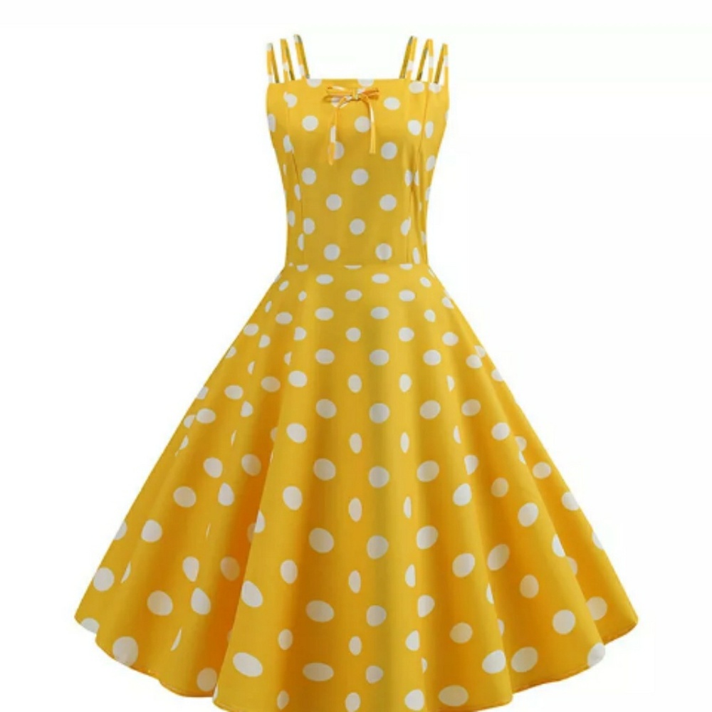 Dresses - Picture 2 of 3